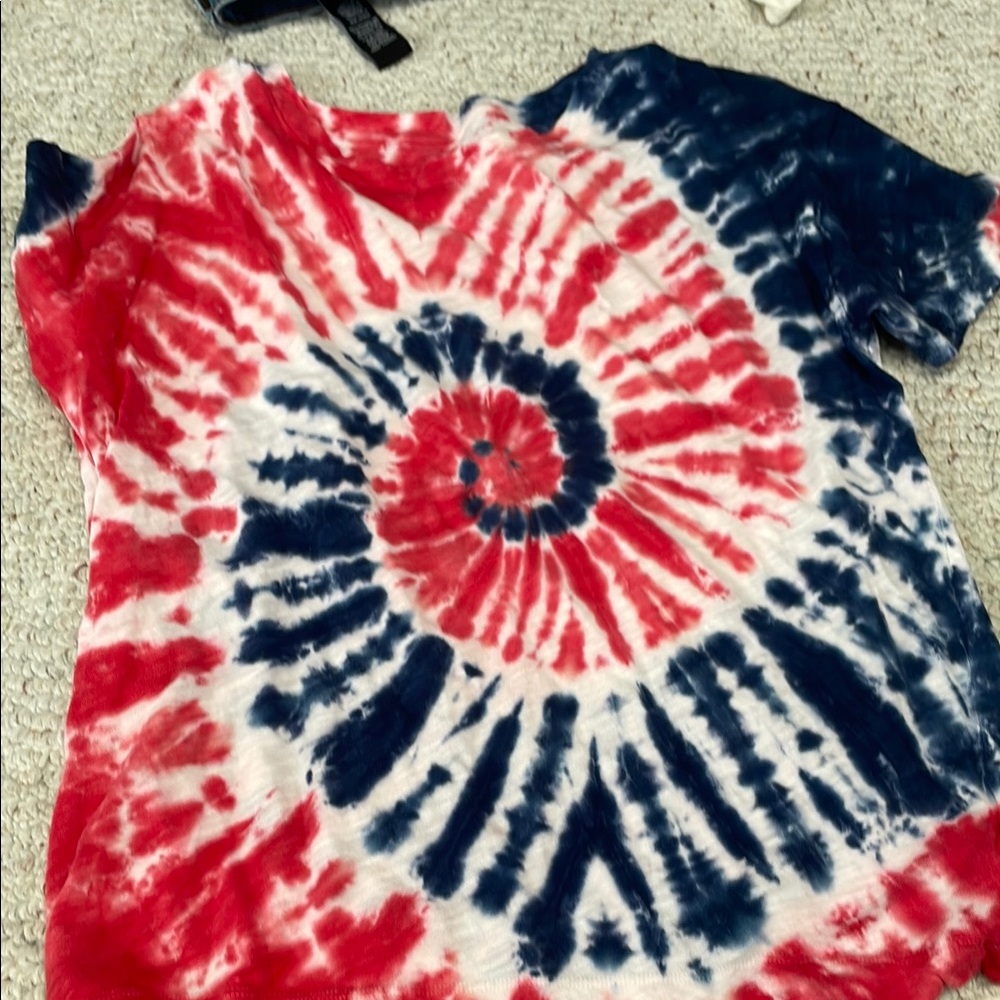 Kids Tie-Dye Spiral Shirt - Red and Blue